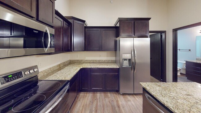 Building Photo - 648 Denali Dr