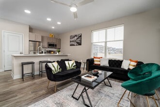 Building Photo - 5825 Sunset Wy