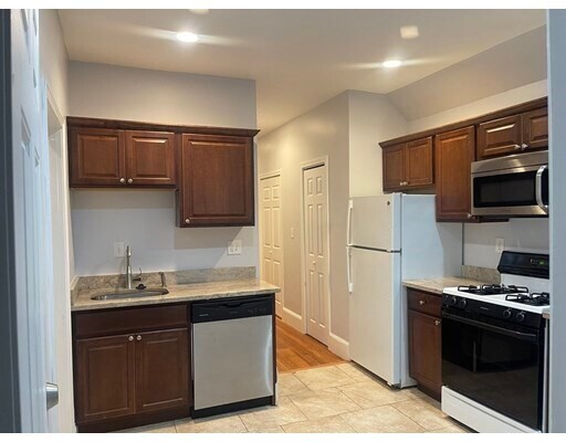 Building Photo - 29A Tremont St