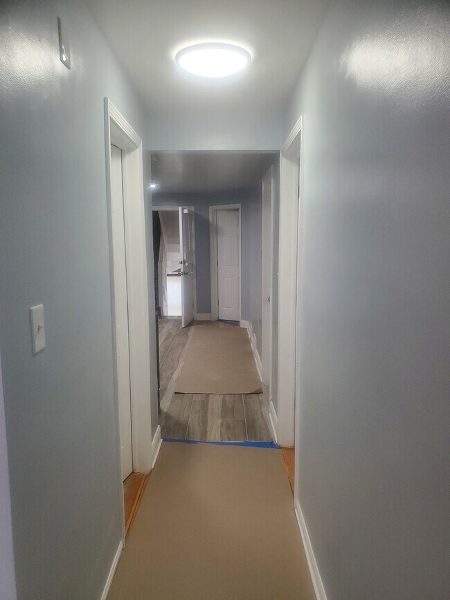 Foto del edificio - 6224 W Diversey Ave