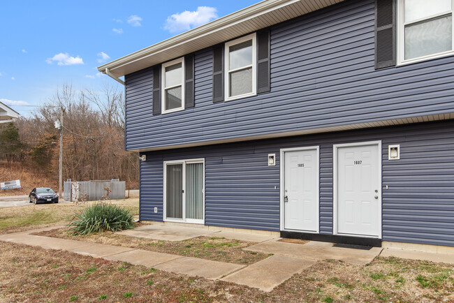 Building Photo - 1599 Miller Rd