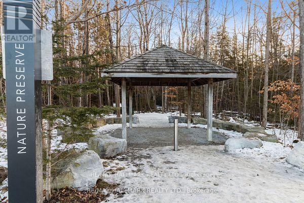 Photo du bâtiment - 415 Sea Ray Ave