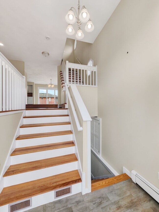 Foto del edificio - Beautiful Condo In Revere MA!