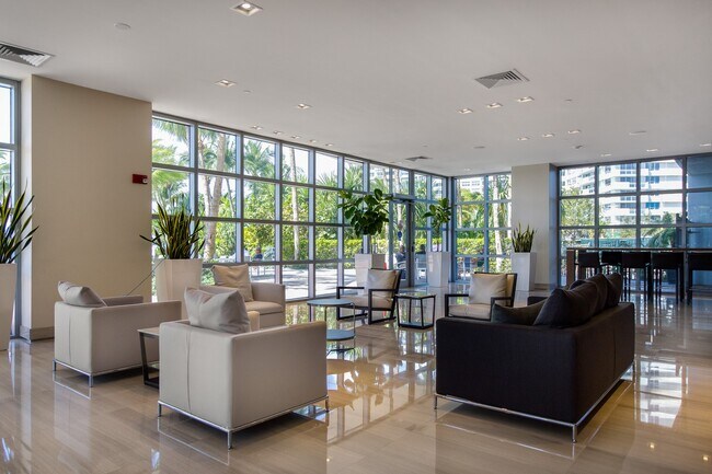 Foto del edificio - 1330 West Ave