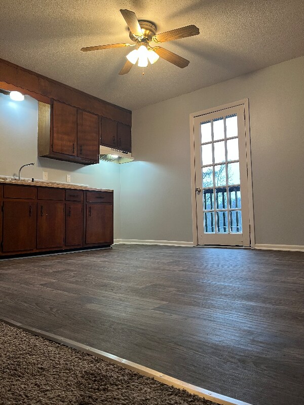 Foto principal - 143 Hendricks Blvd