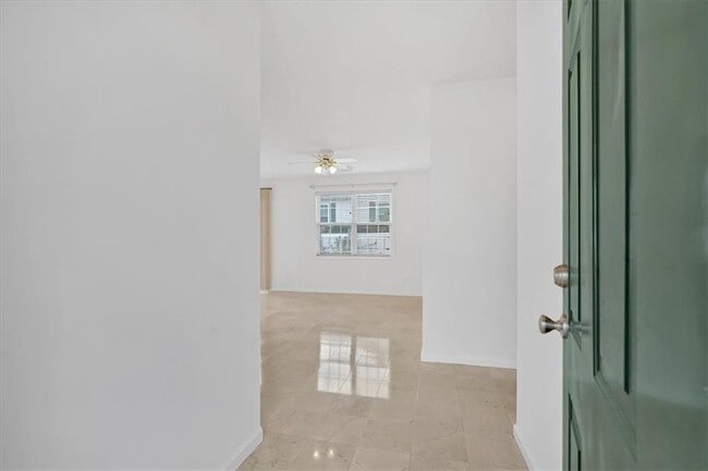 Building Photo - 106 Manley Ct