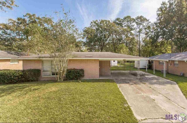 Building Photo - 1466 Harco Dr