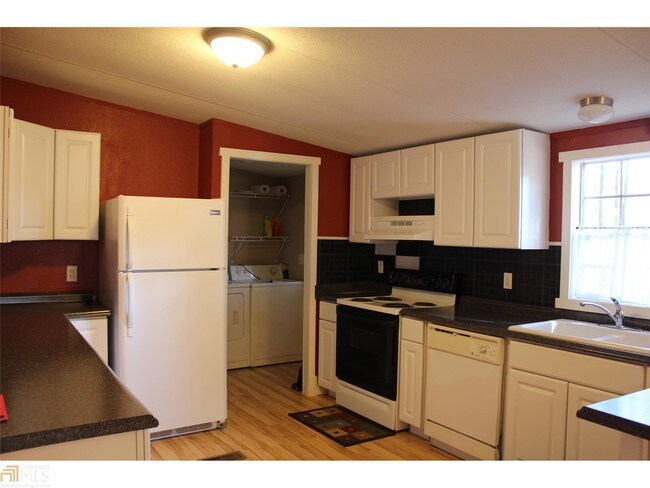 Building Photo - 1714 Brook Run