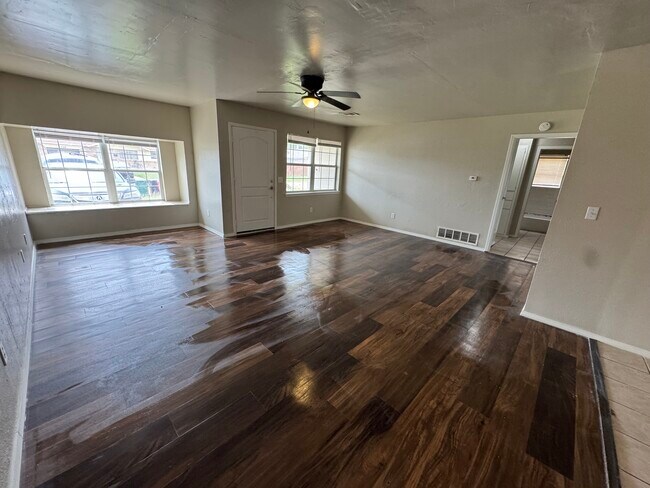 Building Photo - 5109 S Georgia Terrace