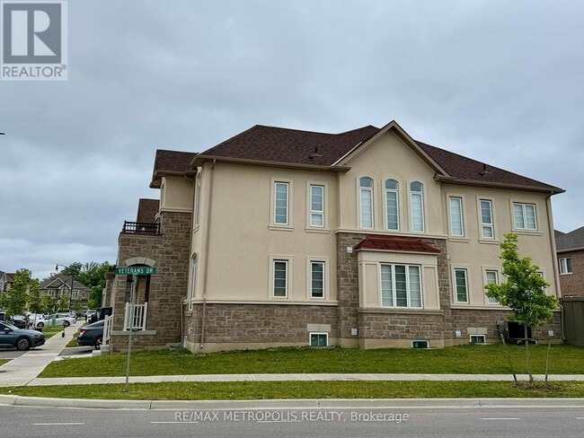 Building Photo - 31 Elverton Cres