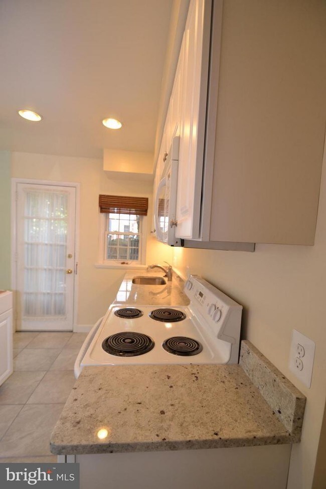 Foto del edificio - 3546 S Utah St