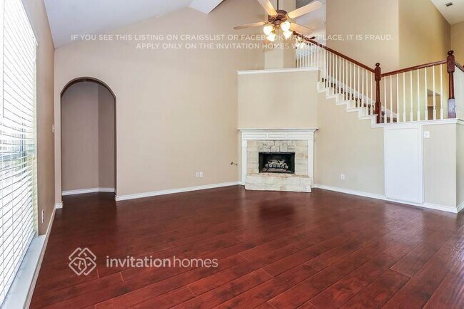 Foto del edificio - 1406 Chateau Ln