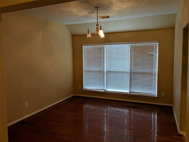 Foto del edificio - 27139 Pine Crossing Dr