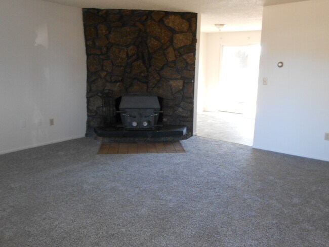 Foto del edificio - 61686 Daly Estates Dr