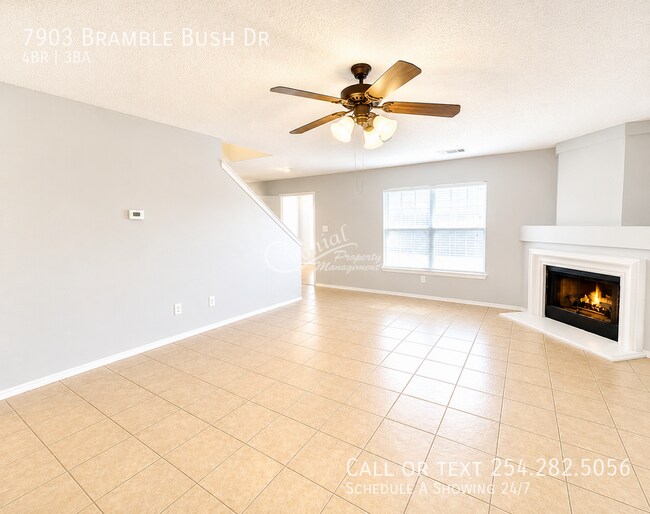 Foto del edificio - 7903 Bramble Bush Dr