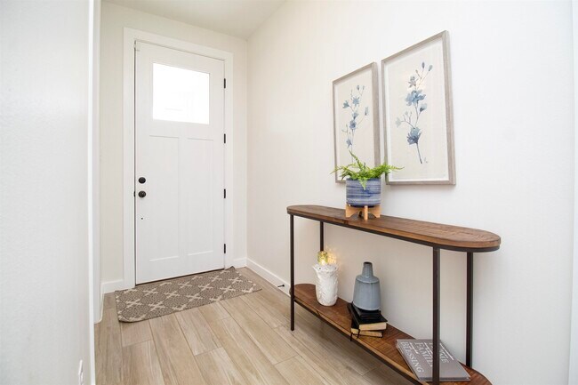 Foto del edificio - 1415 Key Deer Dr