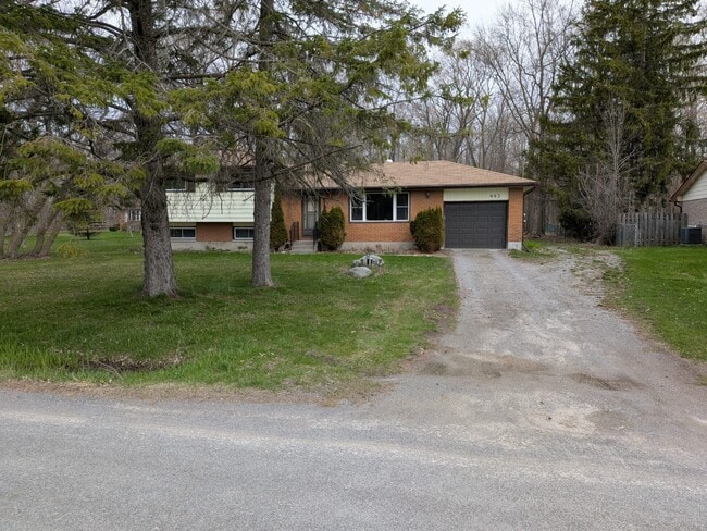 Photo du bâtiment - 443 Meyers Creek Rd