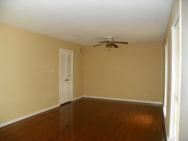 Building Photo - 2796 McCulley St