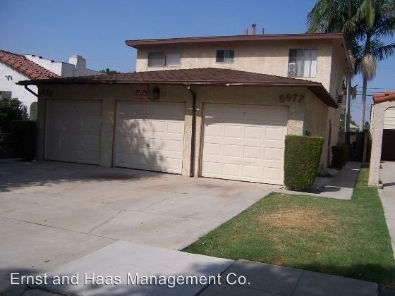 Foto del edificio - 5975-5977 Myrtle Ave