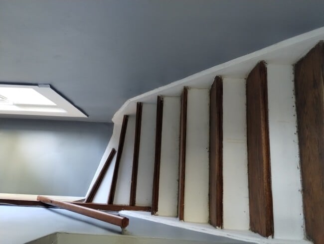 Foto del edificio - 9848 S Yates Blvd