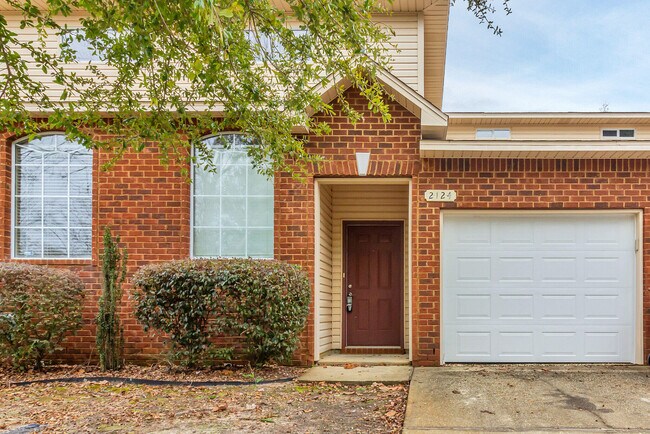 Foto del edificio - 2124 Hadleigh Hills Ct