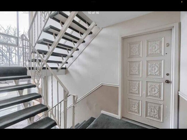 Foto del edificio - Spacious 3BR Condo in North Andover