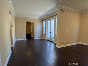Building Photo - 58 Bower Tree