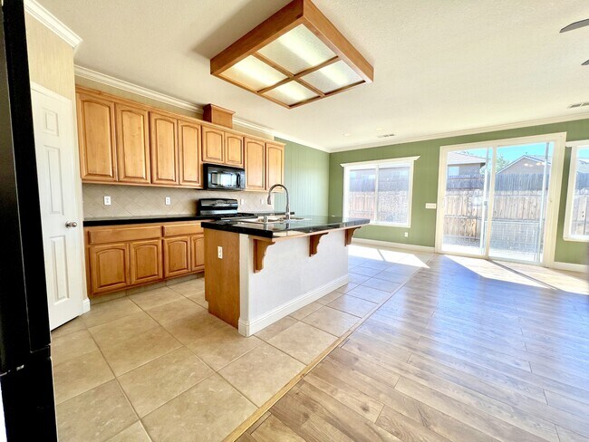 Building Photo - 144 Gold Nugget Dr