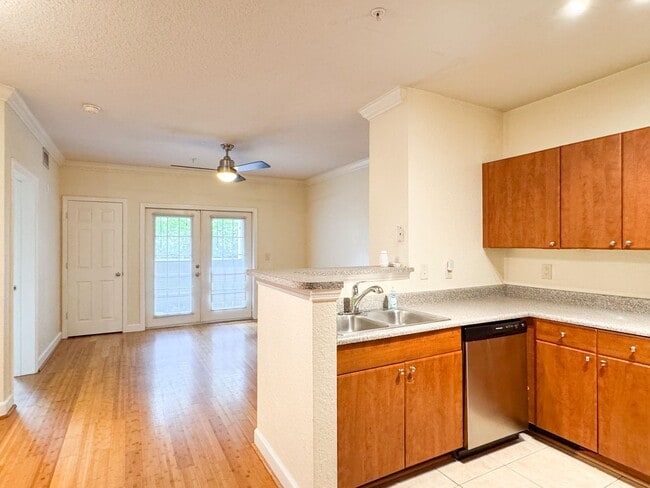 Photo - The Grande Downtown - One bedroom one bath... Apartment