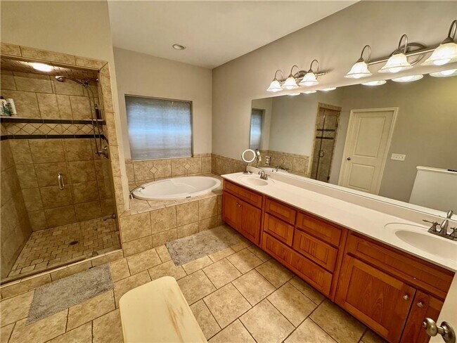 Foto del edificio - 72 Terrace Way