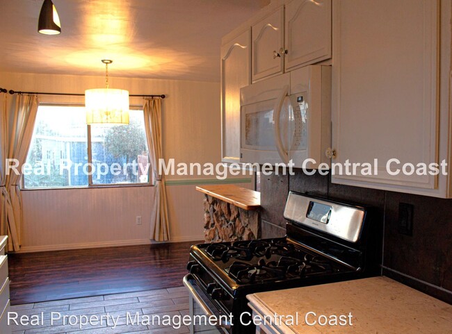 Building Photo - 2 br, 2 bath House - 401 Tahiti Street