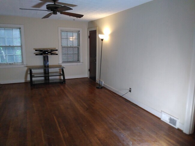 Building Photo - 531 Rosemont Gdn