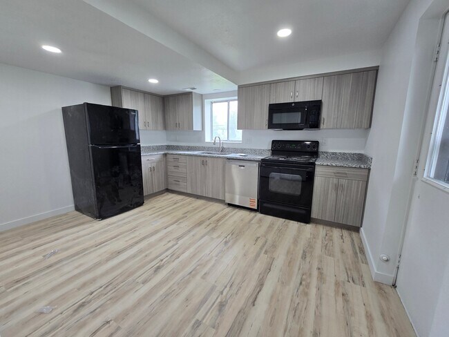 Foto del edificio - 941 4550 S