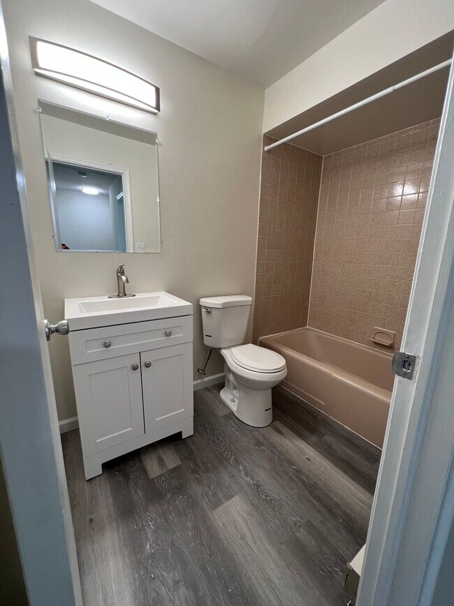 Foto del edificio - 3BR Townhome - Northampton School District