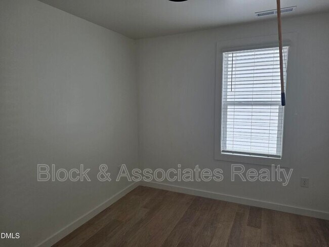 Building Photo - 809 Wilcox St