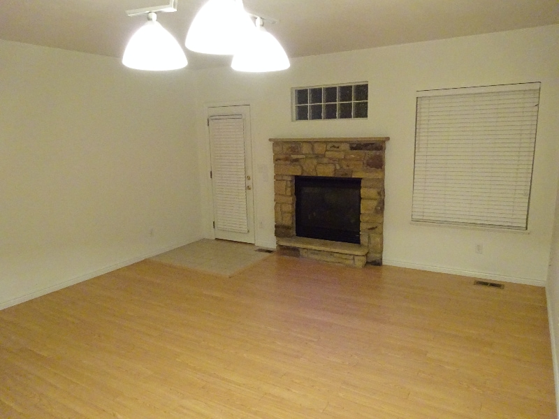 Primary Photo - 2930 W Stuart St