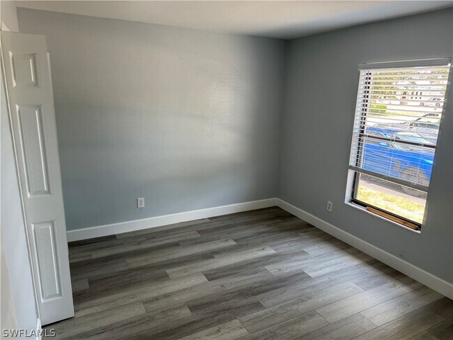 Foto del edificio - 1269 SE 8th Terrace