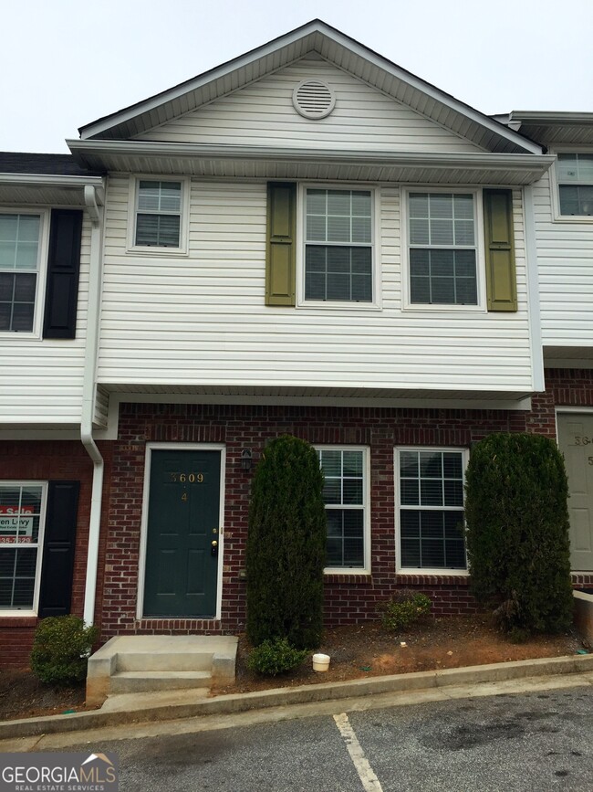 Building Photo - 3609 Ginnis Rd