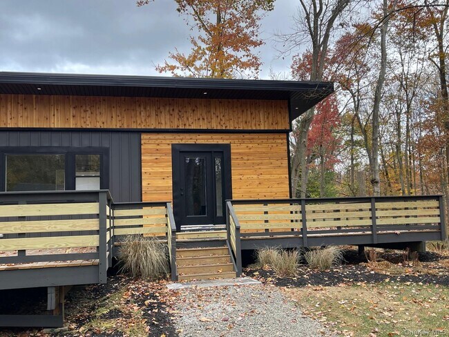 Foto del edificio - 6 Indian Hill Ln