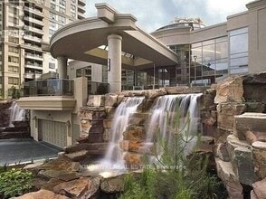 Building Photo - 3880 Duke of York Blvd