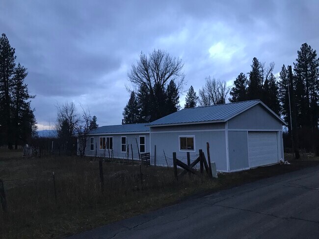 Foto del edificio - 3599 Cemetery Rd