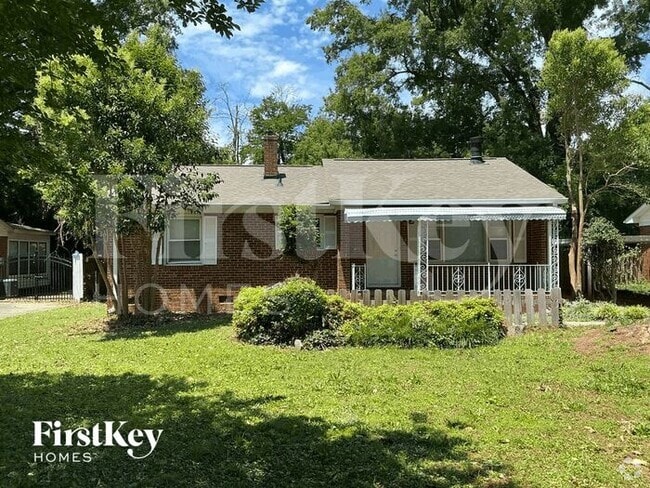 Building Photo - 2324 Markham Ct