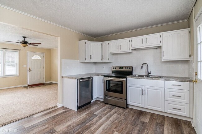 Foto del edificio - 2 br, 1 bath House - 4900 Mission Road