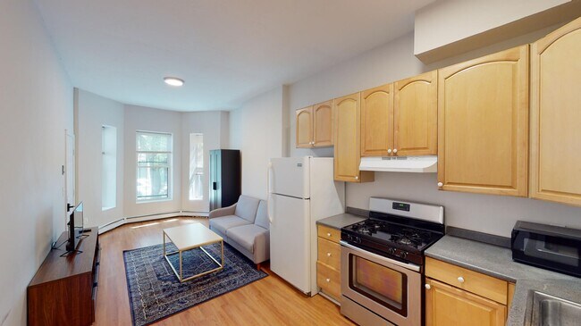 Building Photo - 65 Hammond St