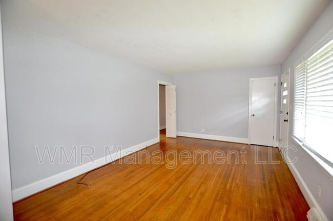 Photo - 4120 Leeds Dr House