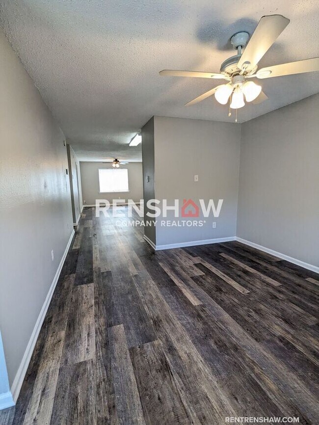 Foto del edificio - Gorgeous 3 Bed / 2 Bath - Move in Ready - ...