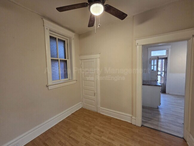 Foto del edificio - 2920 Virginia Ave