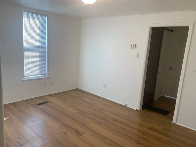 Building Photo - Coming Soon! Hanover 1st Floor 1 Bedroom A...