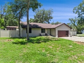 Building Photo - 523 Fern St