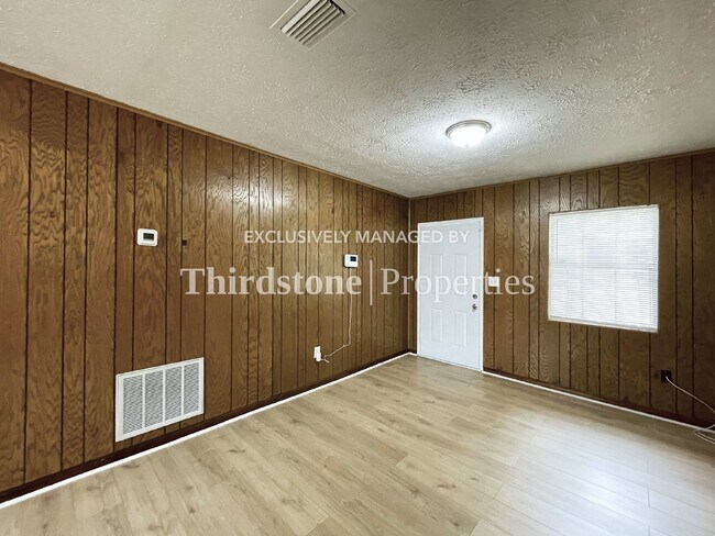 Foto del edificio - 1315 Peacefield Drive, Jacksonville, FL 32205